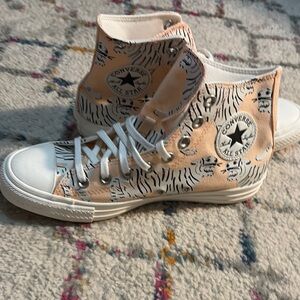 Converse Tiger  High-Top Sneakers